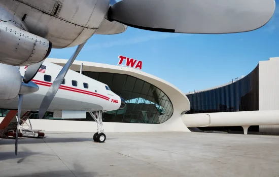 03_TWA_Hotel